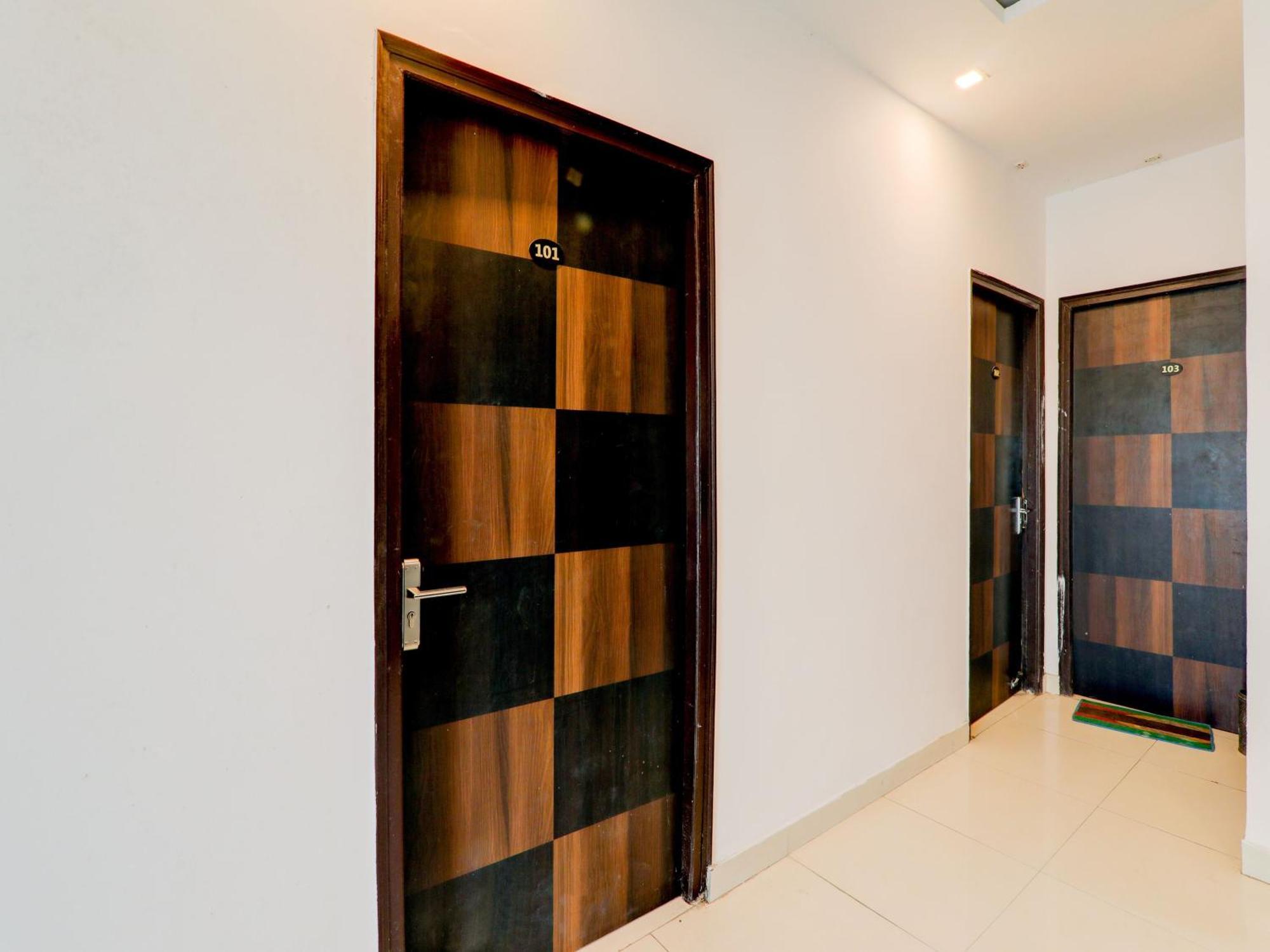 Super Collection O Kiara Guest House Lakhnaú Exteriér fotografie